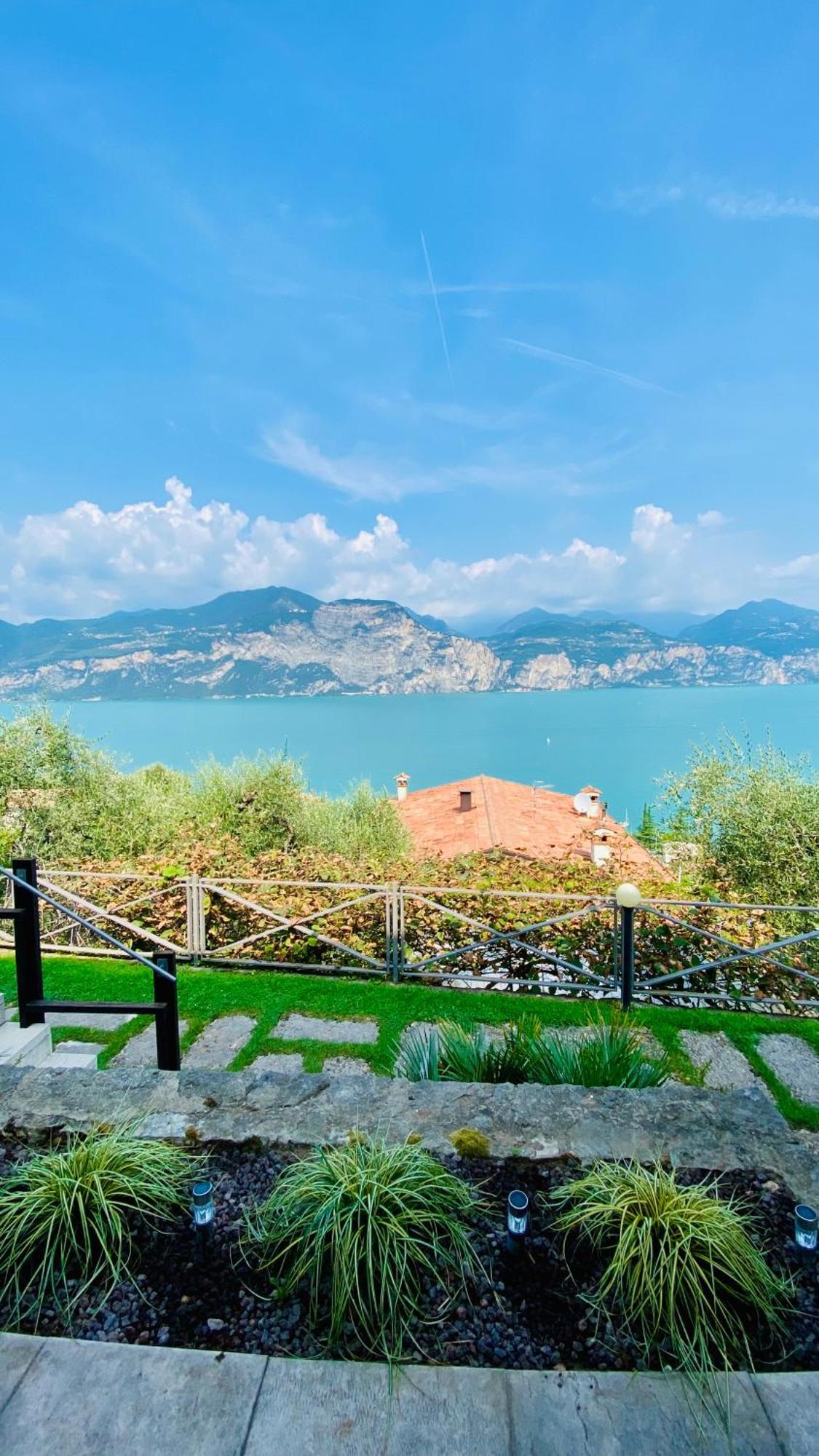 Welcome Traveller Charm Montees Apartment Brenzone sul Garda Bagian luar foto